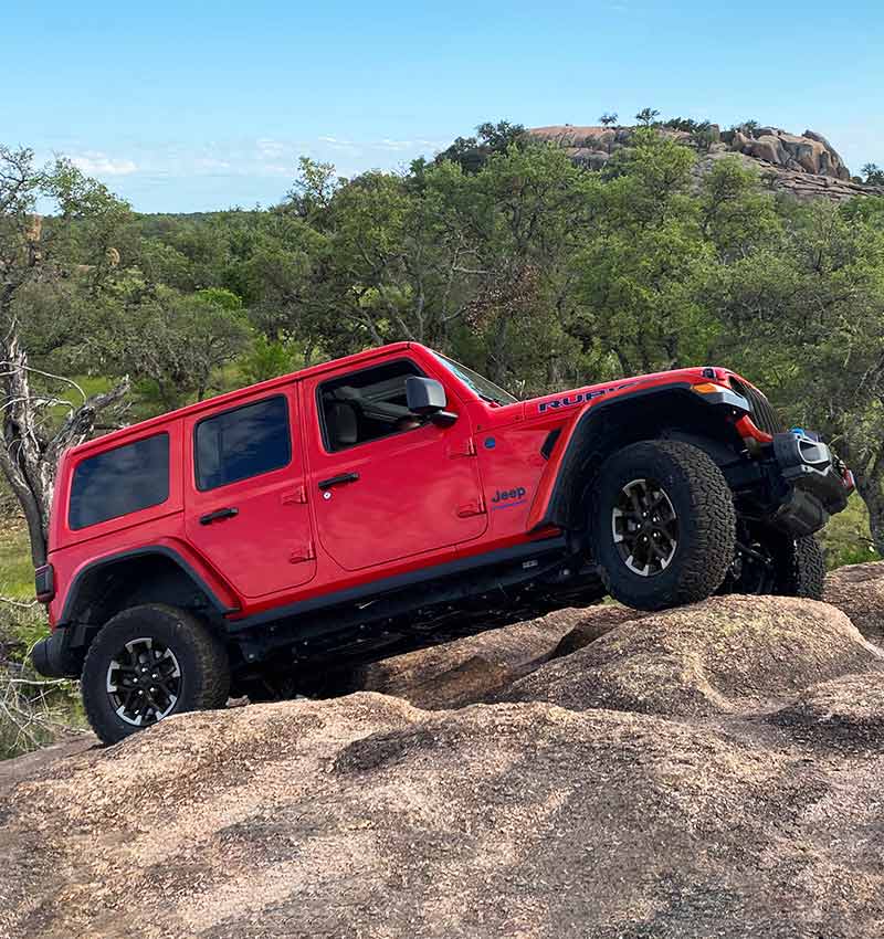 Jeep Wrangler, їзда по скелях