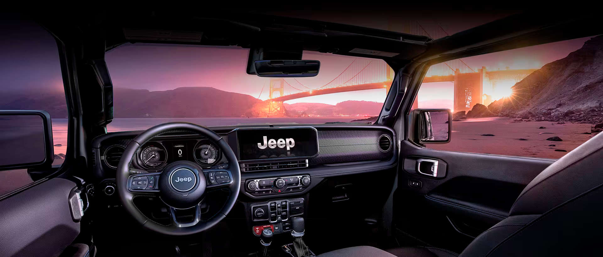 Jeep Wrangler, вигляд із салону звідкритим дахом увечері на природі