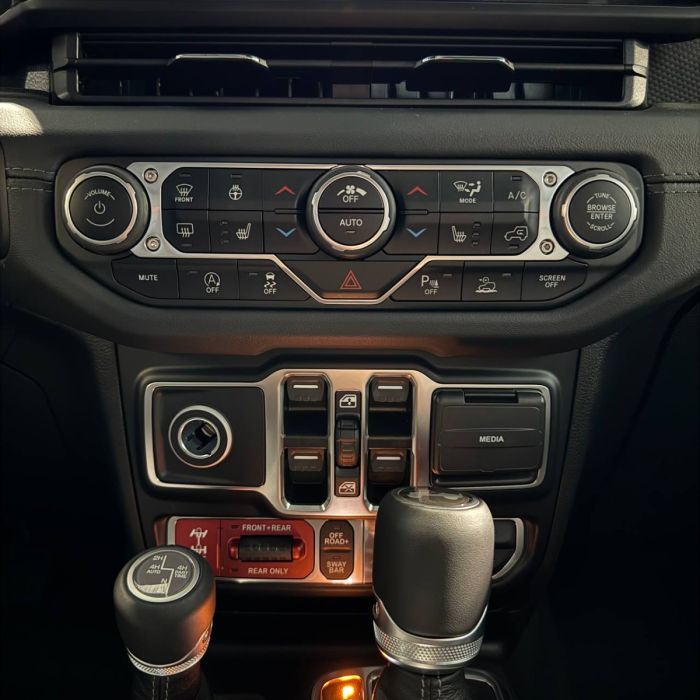 JEEP WRANGLER  RUBICON  4D 2.0  8АТ 
