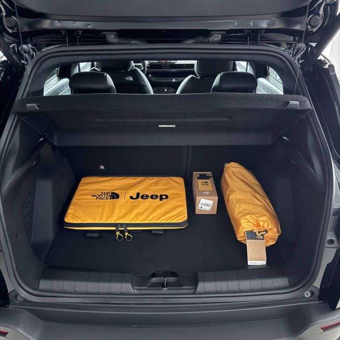 JEEP AVENGER 4xe North Face 1.2L e-Hybrid АКПП-6 AWD