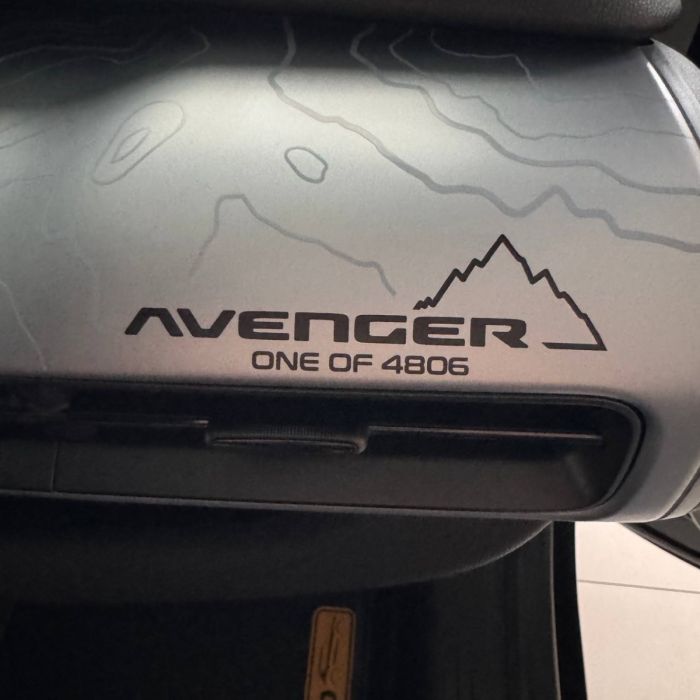 JEEP AVENGER 4xe North Face 1.2L e-Hybrid АКПП-6 AWD