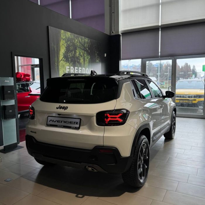 JEEP AVENGER 4xe North Face 1.2L e-Hybrid 136 к.с. АКПП-6 AWD