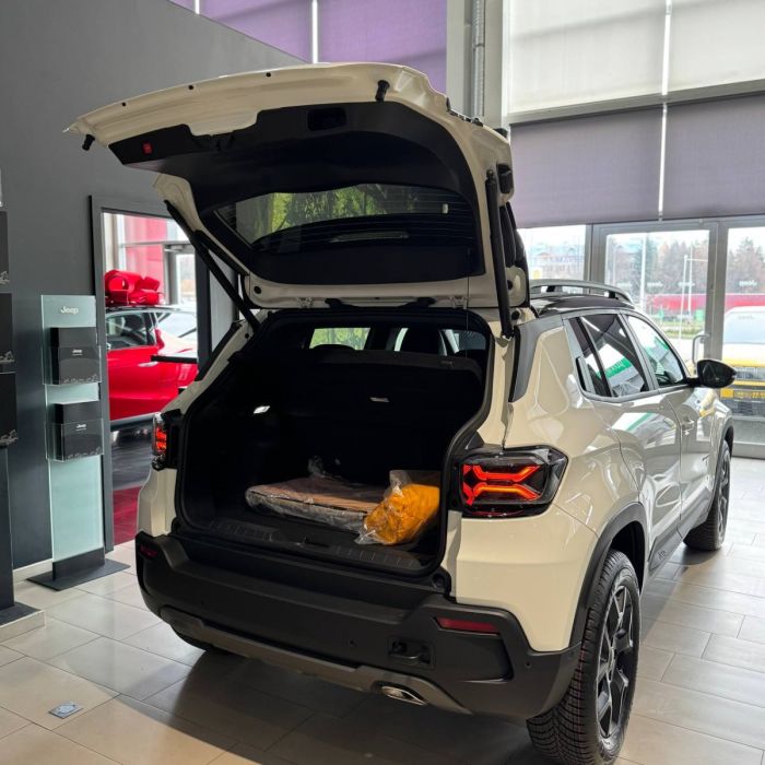 JEEP AVENGER 4xe North Face 1.2L e-Hybrid 136 к.с. АКПП-6 AWD