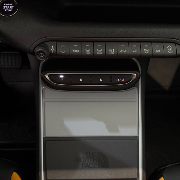 JEEP AVENGER 4xe North Face 1.2L e-Hybrid 136 к.с. АКПП-6 AWD