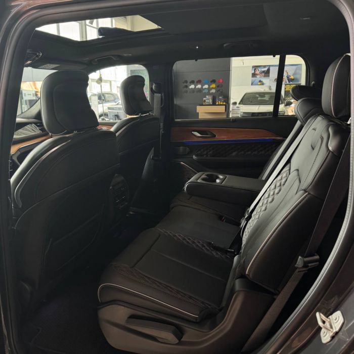 JEEP GRAND CHEROKEE 3.6 AT8 SUMMIT