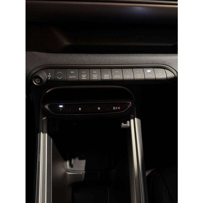 Jeep Avenger e-Hybrid 1,2 л АКПП-6 Summit