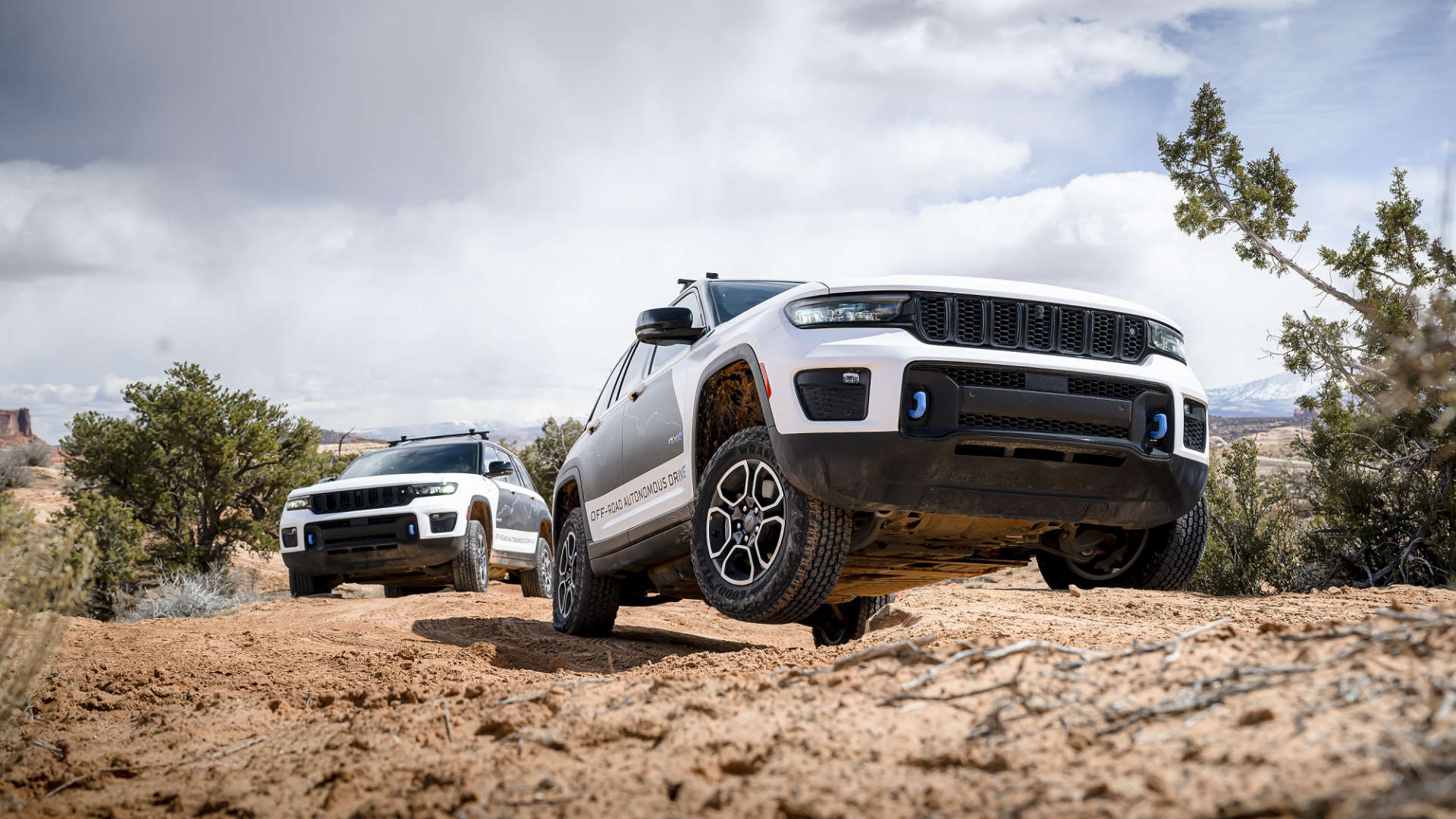 Бренд Jeep розкриває першу інформацію про технології штучного інтелекту для автомобілів та автономного позашляхового водіння